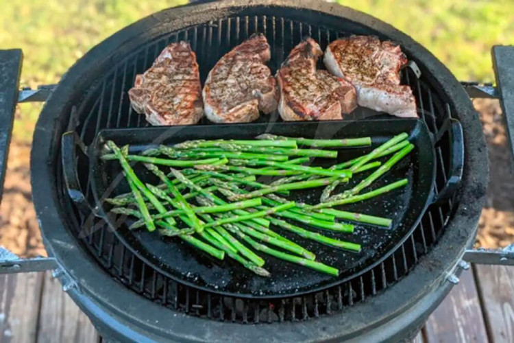 Поддон планча Slow ‘N Sear Drip ‘N Griddle Pan Cast Iron чугунный